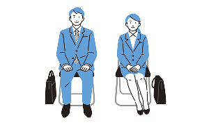 採用